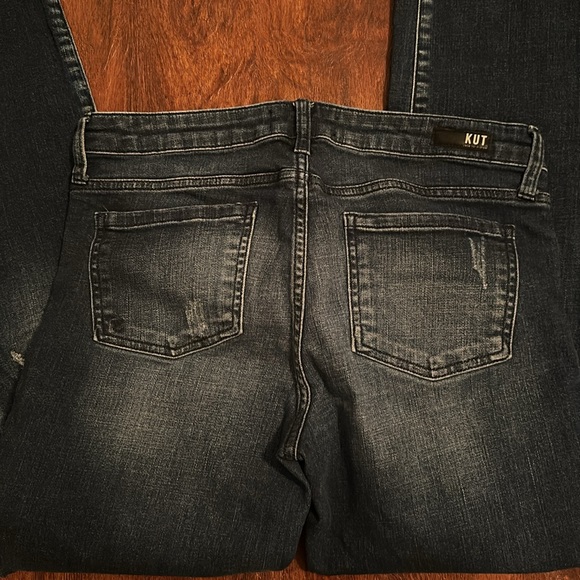 Kut from the Kloth Catherine Boyfriend Jean, LN, Sz 8 - Picture 4 of 5